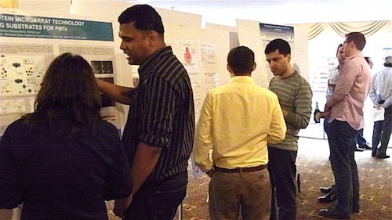 Students browsing presentations. Students browsing presentations.