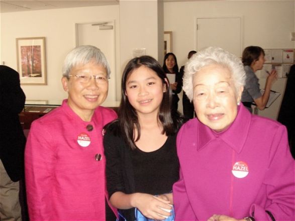 Dr. Szeto, her daughter Emily, &amp; her mother.