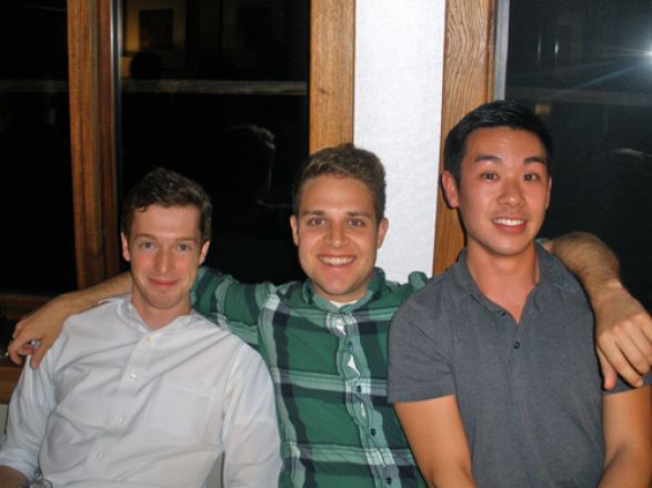 Students sitting on a couch.