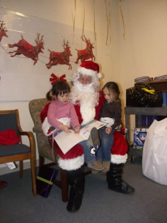 Students and faculty enjoy Holiday Party 2007.