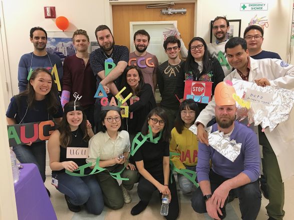 The Jaffrey Lab at the Halloween 2019 event