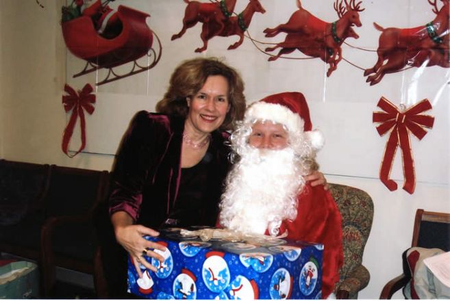 Students and faculty enjoy Holiday Party 2007.