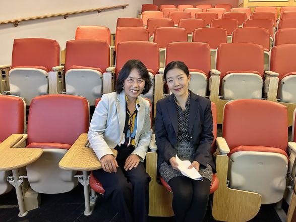 Drs. Yulia Chi and Cindy Yang