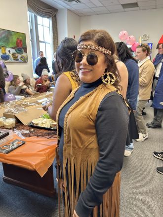 Lissett looking super chic!