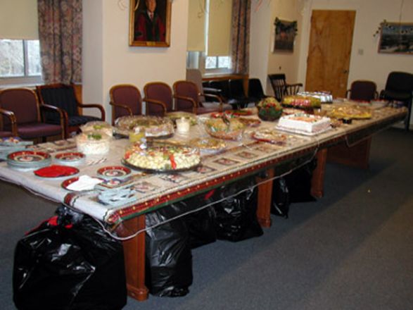 Students and faculty enjoy Holiday Party 2002.