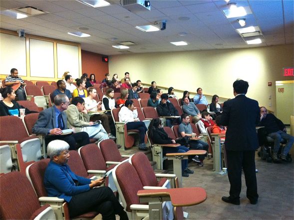 Dr. Stephen Wong, the Methodist Hospital Research Institute, Houston, Tx, an affiliate of Weill Cornell, delivers his talk on &quot;Systems and Chemical Biology Methods for Pathway Driven Drug Repositioning,&quot; on January 15, 2013.